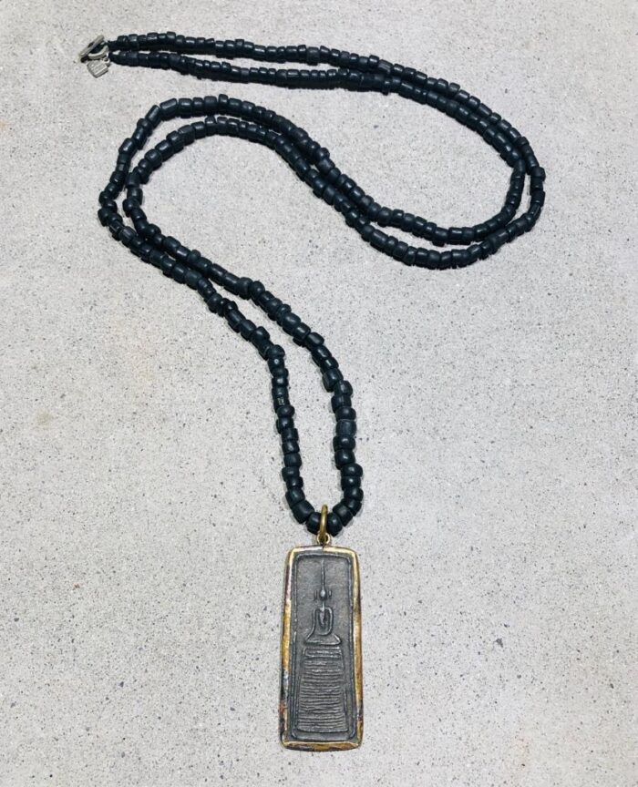 BUDDHA 71    Black
