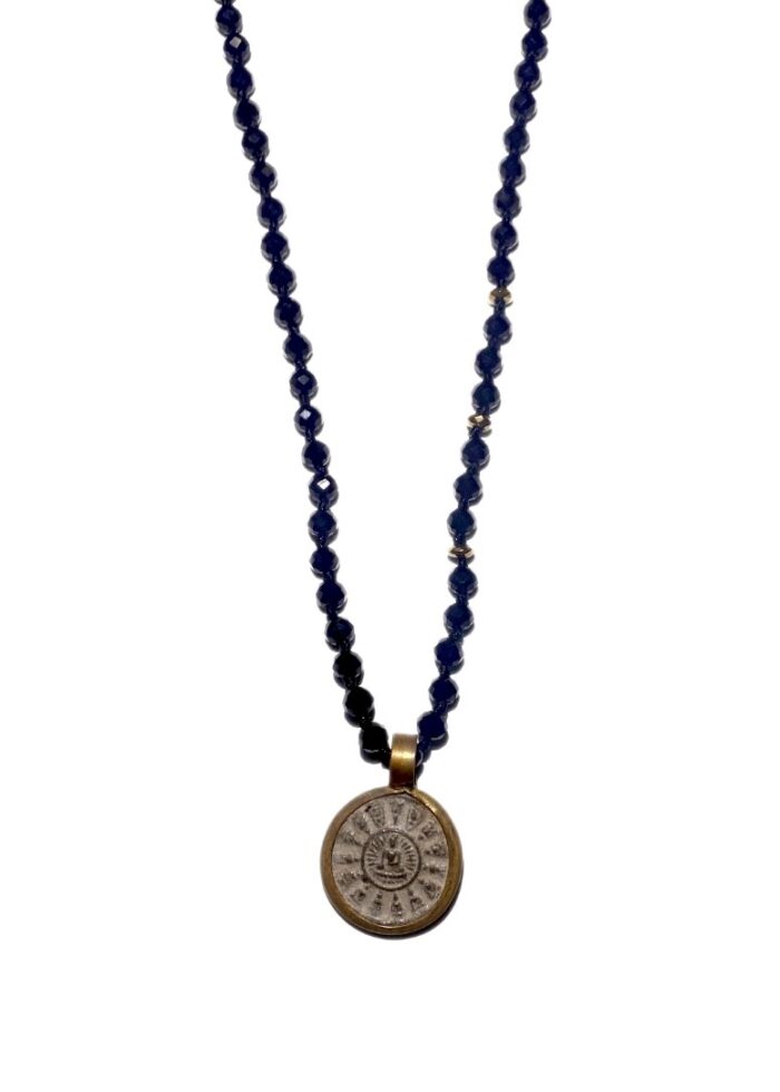 BUDDHA 10 necklace crystal black gold